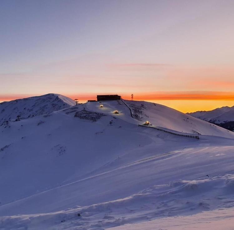 Mountain Lodge Нойкирхен-ам-Гросфенедигер Экстерьер фото